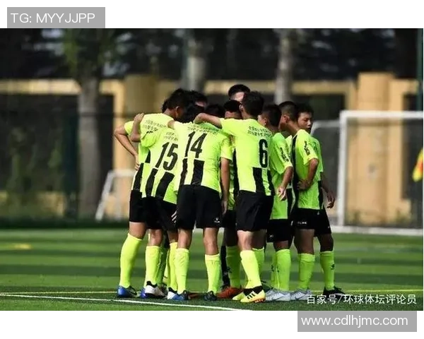 重庆足球队选拔赛点评展现力量与潜力的全面分析与展望 重庆足球队选拔赛点评展现力量与潜力的全面分析与展望